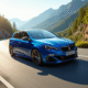 Peugeot 308 GT sportive sur route de montagne ensoleillee